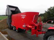 Triomix-self-loading-mixer feeder-diet feeder-02