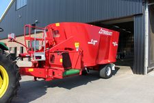 Solomix 2 VLH-B New Edition Mixer feeder wagon