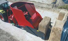 Vertifeed-self-loading-mixer feeder-diet feeder-tmr mixer-cow feeding-03