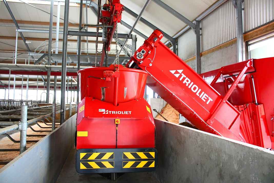 This-control-panel-is-used-for-agricultural-machinery