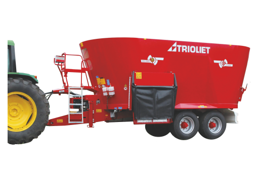 A-feeder-wagon-is-used-by-dairy-or-beef-farmers